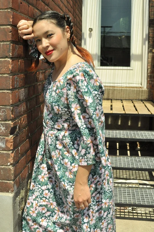 Fantastic Offers Birds of North America Rock Dove Dress - Lobelia (Online Exclusive) Fantastic Offers Birds of North America Rock Dove Dress - Lobelia (Online Exclusive)